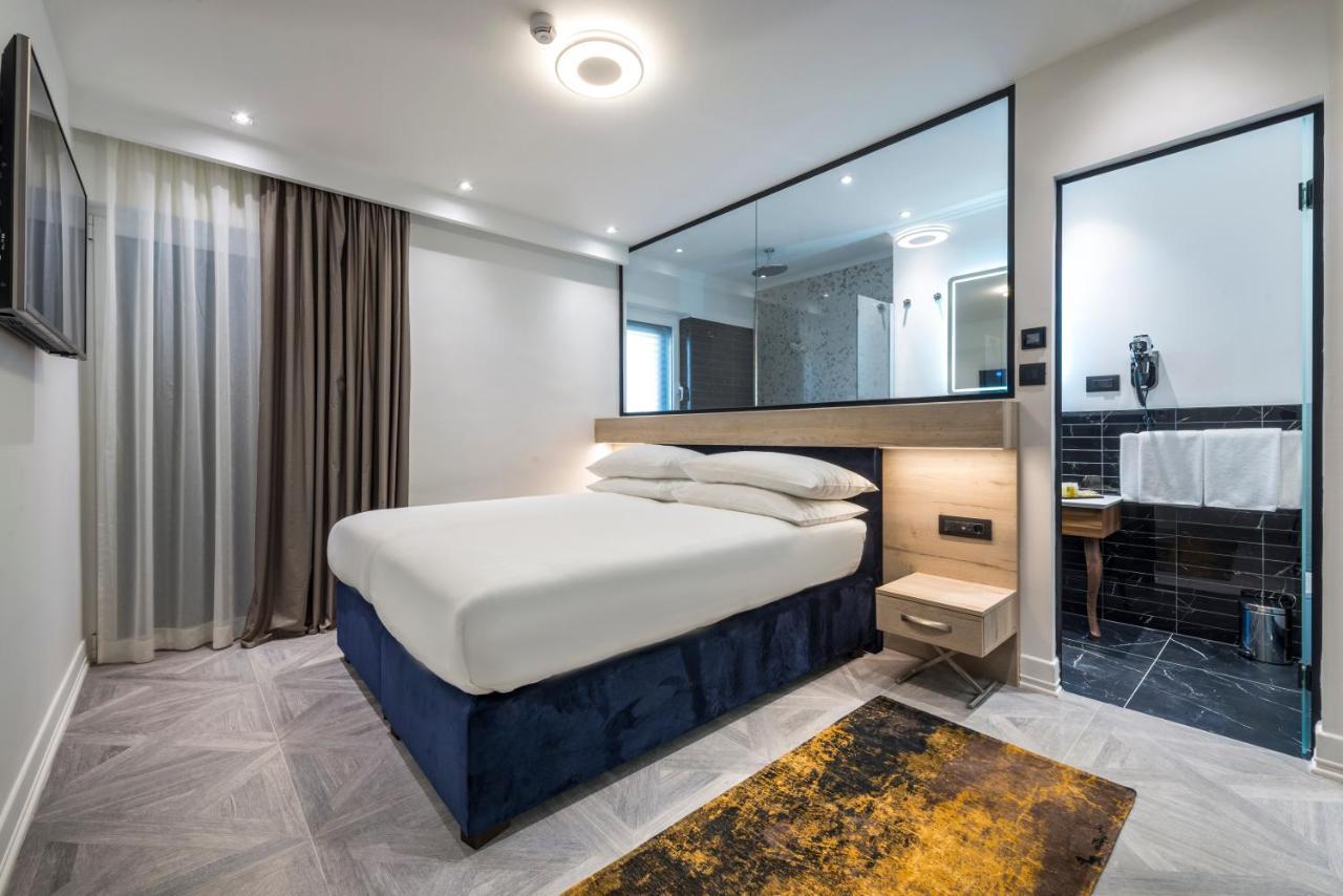 Deluxe Suite with Terrace,1011361477:JPEG