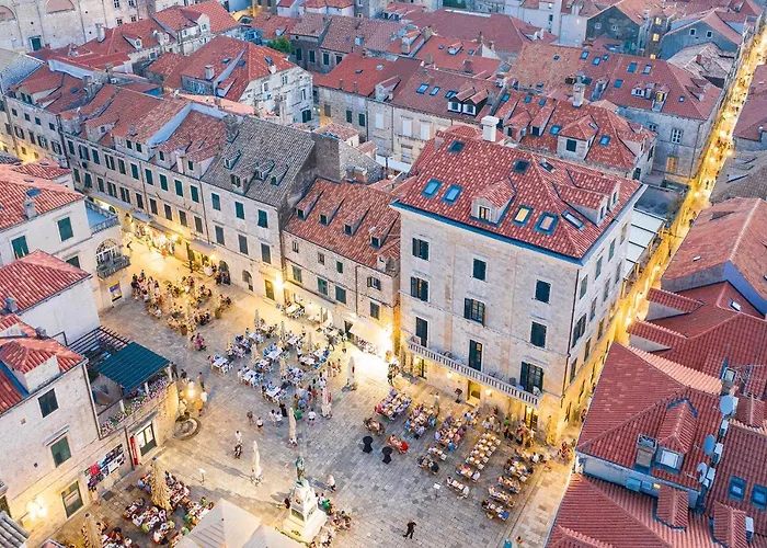 Pet Friendly hotel: The Pucic Palace